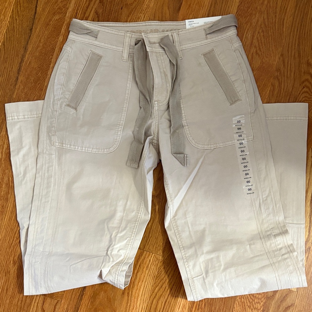 American Eagle Outfitters Beige Cargo Pants